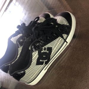 Black and white runners